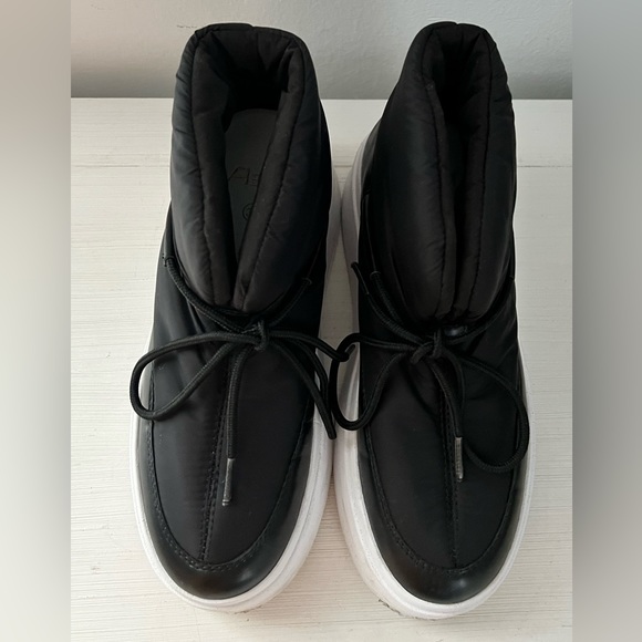 ASH women’s winter boots - Picture 3 of 5